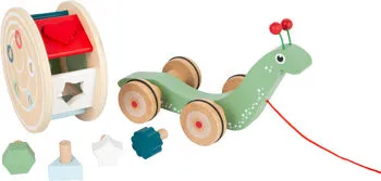 Legler Pull Along Shape Fitting Snail
