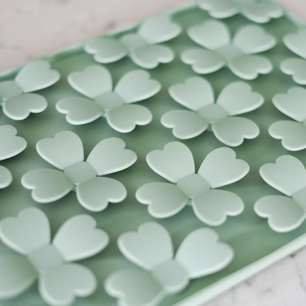 Lucky Clovers Snuffle Lick Mat