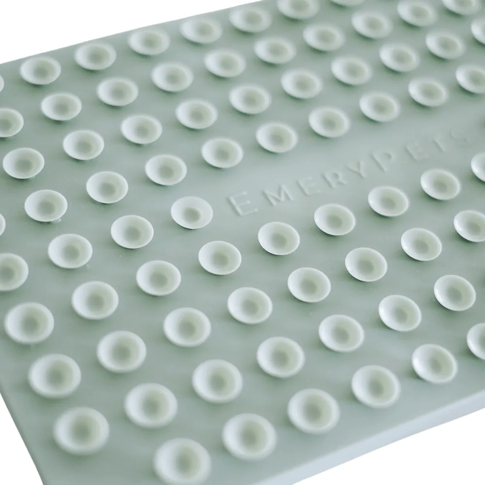 Lucky Clovers Snuffle Lick Mat